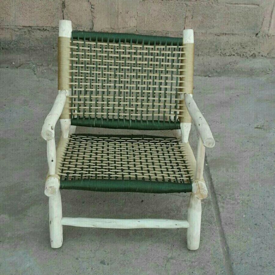 Chaise en Bois Tronqué, Un Meuble qui a une Âme.